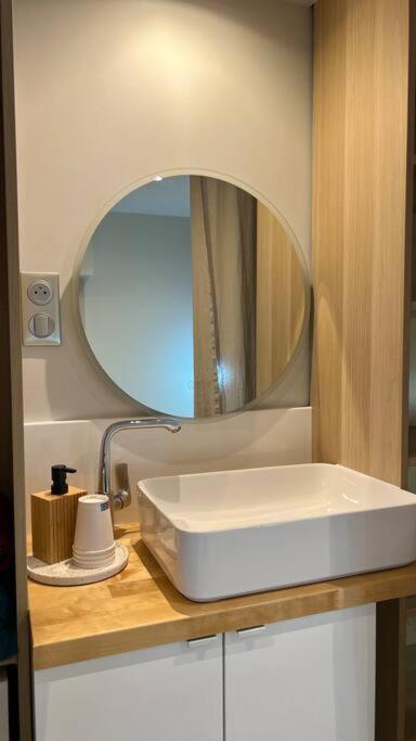 Studio Piscine Partagee Parking Securise Saint-Yrieix-sur-Charente エクステリア 写真